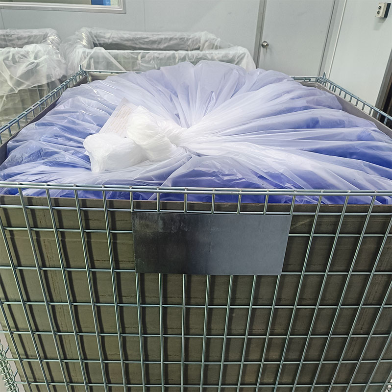 How does the breathable design of the PO square bottom plastic bag balance the need for moisture protection?